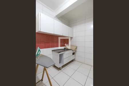 Casa à venda com 250m², 5 quartos e 4 vagas Casa à venda com 250m², 5 quartos e 4 vagasCozinha 2
