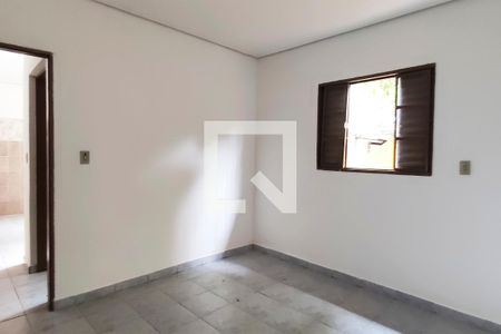 Quarto de casa para alugar com 1 quarto, 40m² em Jardim Marília, São Paulo