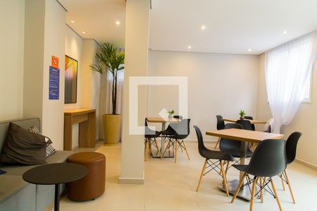 Apartamento à venda com 35m², 2 quartos e sem vaga Apartamento à venda com 35m², 2 quartos e sem vagaSalão de Festas