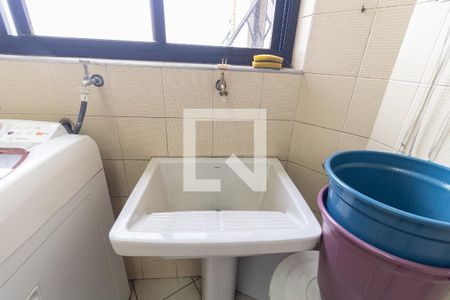 Apartamento à venda com 198m², 3 quartos e 4 vagas Apartamento à venda com 198m², 3 quartos e 4 vagasLavanderia