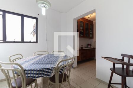 Apartamento à venda com 198m², 3 quartos e 4 vagas Apartamento à venda com 198m², 3 quartos e 4 vagasCopa da Cozinha