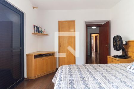 Apartamento à venda com 198m², 3 quartos e 4 vagas Apartamento à venda com 198m², 3 quartos e 4 vagasSuíte 1