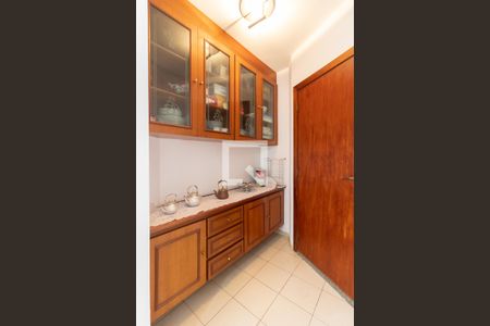 Apartamento à venda com 198m², 3 quartos e 4 vagas Apartamento à venda com 198m², 3 quartos e 4 vagasCopa da Cozinha