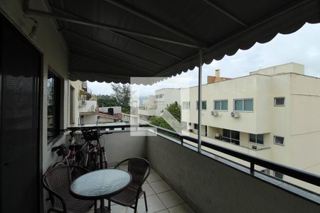 Apartamento à venda com 240m², 3 quartos e 2 vagasVaranda