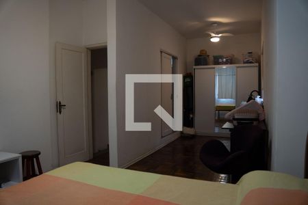 Casa à venda com 330m², 6 quartos e 1 vaga Casa à venda com 330m², 6 quartos e 1 vagaSuíte 2