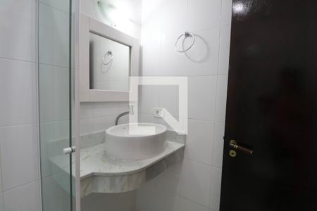 Apartamento para alugar com 125m², 4 quartos e 1 vaga Apartamento para alugar com 125m², 4 quartos e 1 vagaBanheiro Social