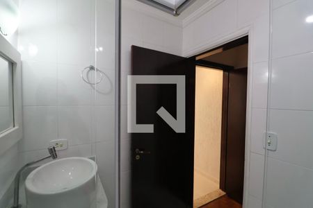 Apartamento para alugar com 125m², 4 quartos e 1 vaga Apartamento para alugar com 125m², 4 quartos e 1 vagaBanheiro Social