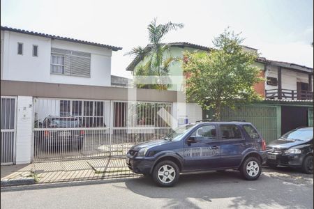 Casa à venda com 155m², 4 quartos e 4 vagasCasa