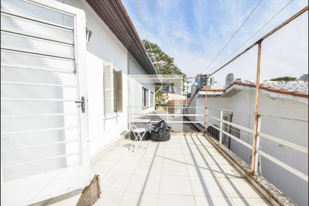 Casa à venda com 155m², 4 quartos e 4 vagasVaranda 