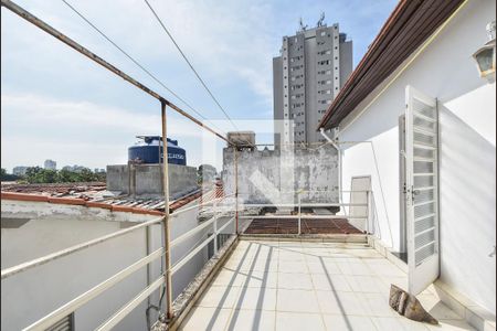 Casa à venda com 155m², 4 quartos e 4 vagasVaranda 