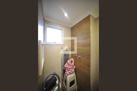 Apartamento à venda com 75m², 2 quartos e 2 vagasBanheiro da Suíte