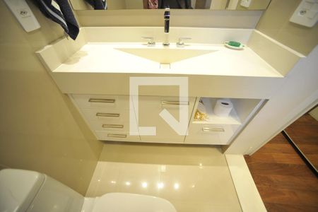 Apartamento à venda com 75m², 2 quartos e 2 vagasBanheiro da Suíte