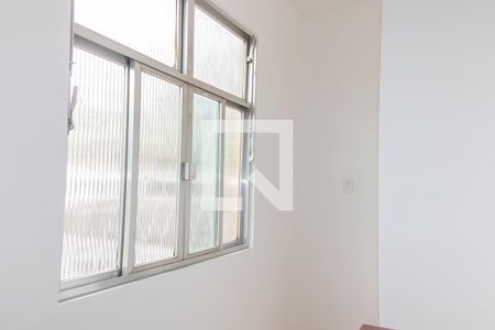 Apartamento à venda com 77m², 3 quartos e 1 vaga Apartamento à venda com 77m², 3 quartos e 1 vagaEscritório