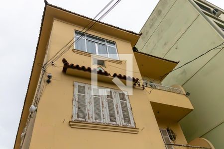 Apartamento à venda com 77m², 3 quartos e 1 vaga Apartamento à venda com 77m², 3 quartos e 1 vagaFachada