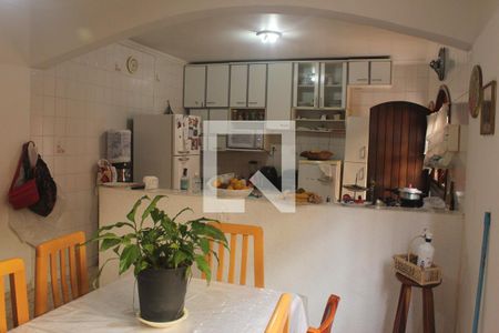 Casa à venda com 150m², 3 quartos e 8 vagasCozinha