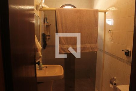 Casa à venda com 150m², 3 quartos e 8 vagasBanheiro