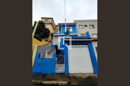 Casa à venda com 180m², 4 quartos e 2 vagas Casa à venda com 180m², 4 quartos e 2 vagasfachada casa 1