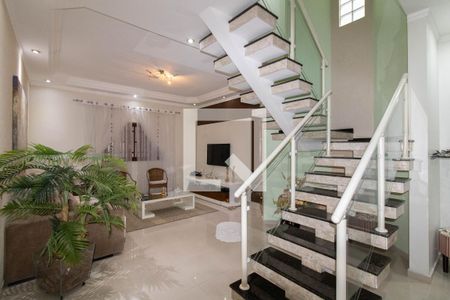 Sala de casa para alugar com 3 quartos, 150m² em Jardim Santa Clara, Guarulhos