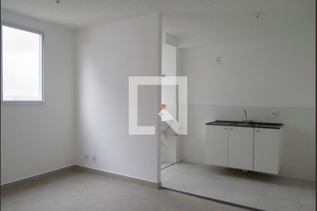 Sala/Cozinha de apartamento para alugar com 2 quartos, 44m² em Vila Santa Maria, São Paulo