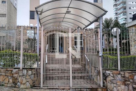 Apartamento à venda com 68m², 2 quartos e 1 vaga Apartamento à venda com 68m², 2 quartos e 1 vagaFachada