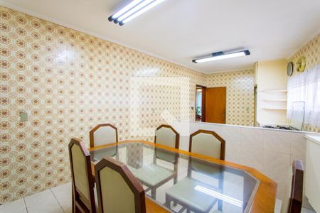 Casa para alugar com 360m², 3 quartos e 4 vagas Casa para alugar com 360m², 3 quartos e 4 vagasCopa