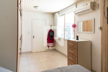 Casa à venda com 140m², 3 quartos e 2 vagas Casa à venda com 140m², 3 quartos e 2 vagasQuarto 3 - Suíte