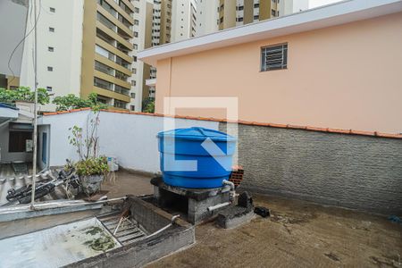 Casa à venda com 103m², 2 quartos e 1 vagaQuintal