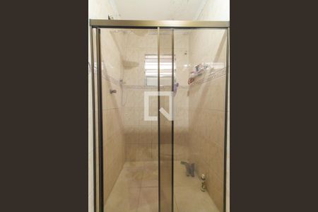 Casa à venda com 300m², 3 quartos e 5 vagasBanheiro do quarto 3