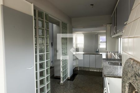 Apartamento à venda com 374m², 4 quartos e 2 vagasCozinha