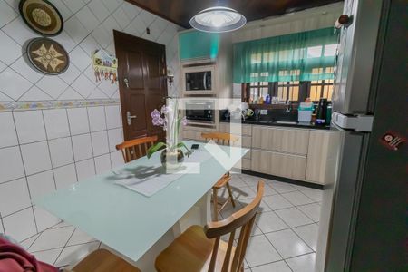 Casa à venda com 190m², 3 quartos e 3 vagasCozinha