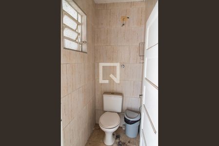 Casa à venda com 200m², 3 quartos e 2 vagasBanheiro de serviço