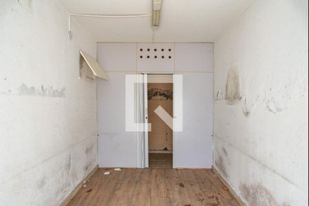 Casa à venda com 200m², 3 quartos e 2 vagasEdícula/sala