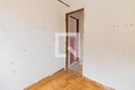 Quarto 2 de casa para alugar com 2 quartos, 50m² em Vila Pedra Branca, São Paulo