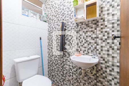 Casa à venda com 300m², 4 quartos e 2 vagasLavabo