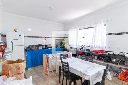 Casa à venda com 300m², 4 quartos e 2 vagasCozinha