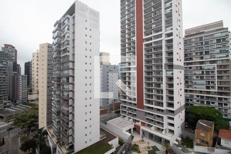 Varanda de apartamento para alugar com 2 quartos, 66m² em Sumaré, São Paulo