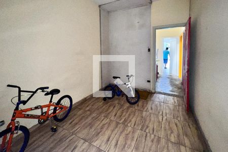 Casa à venda com 275m², 3 quartos e 2 vagas Casa à venda com 275m², 3 quartos e 2 vagasQuarto 1
