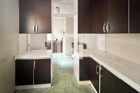Casa à venda com 275m², 3 quartos e 2 vagas Casa à venda com 275m², 3 quartos e 2 vagasCozinha