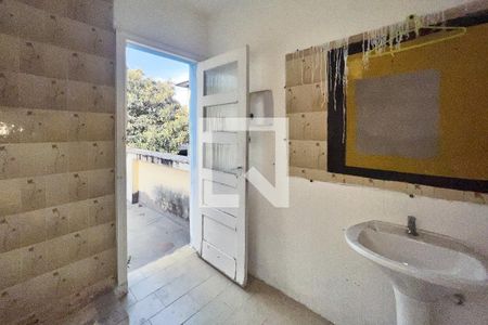 Casa à venda com 275m², 3 quartos e 2 vagas Casa à venda com 275m², 3 quartos e 2 vagasBanheiro