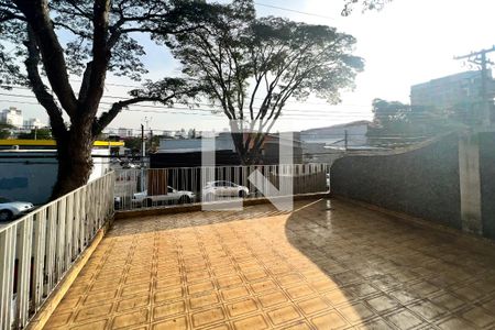 Casa à venda com 275m², 3 quartos e 2 vagas Casa à venda com 275m², 3 quartos e 2 vagasVaranda 2