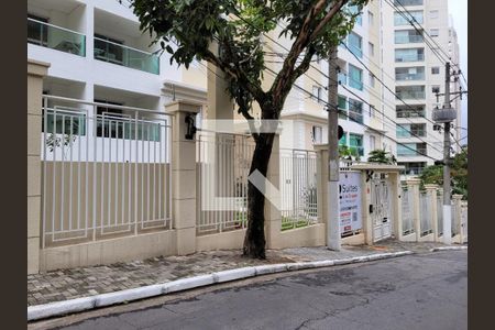 Apartamento à venda com 64m², 2 quartos e 1 vaga Apartamento à venda com 64m², 2 quartos e 1 vagaFachada e portaria