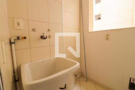 Apartamento à venda com 64m², 2 quartos e 1 vaga Apartamento à venda com 64m², 2 quartos e 1 vagaÁrea de Serviço
