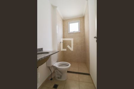 Apartamento à venda com 64m², 2 quartos e 1 vaga Apartamento à venda com 64m², 2 quartos e 1 vagaBanheiro da Suíte 2