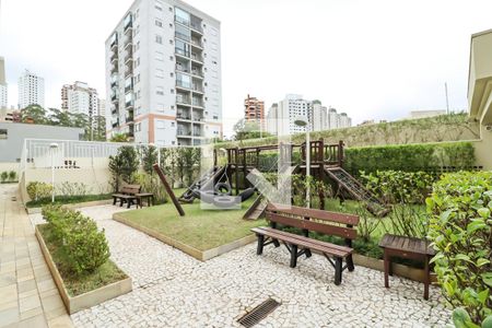 Apartamento à venda com 64m², 2 quartos e 1 vaga Apartamento à venda com 64m², 2 quartos e 1 vagaÁrea Comum - Playground