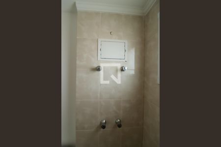 Apartamento à venda com 64m², 2 quartos e 2 vagas Apartamento à venda com 64m², 2 quartos e 2 vagasBanheiro da Suíte 1