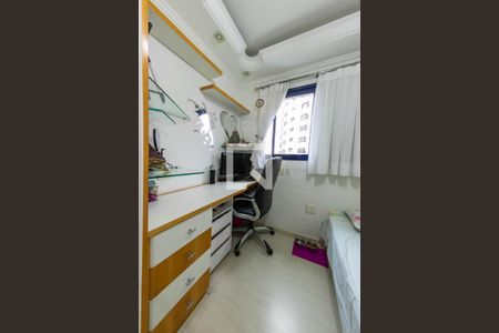 Apartamento à venda com 115m², 3 quartos e 3 vagas Apartamento à venda com 115m², 3 quartos e 3 vagasQuarto