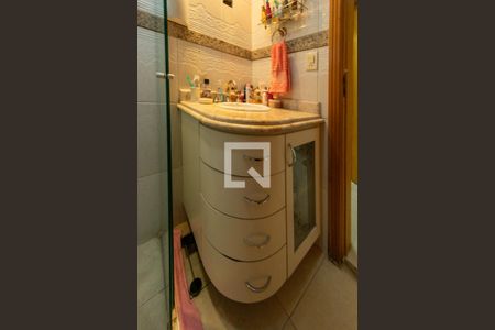 Apartamento à venda com 115m², 3 quartos e 3 vagas Apartamento à venda com 115m², 3 quartos e 3 vagasBanheiro