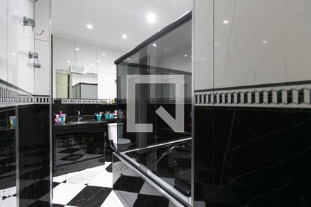 Casa à venda com 140m², 4 quartos e 1 vaga Casa à venda com 140m², 4 quartos e 1 vagaBanheiro / Suíte 1