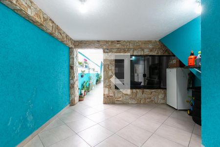 Casa à venda com 140m², 4 quartos e 1 vaga Casa à venda com 140m², 4 quartos e 1 vagaGaragem