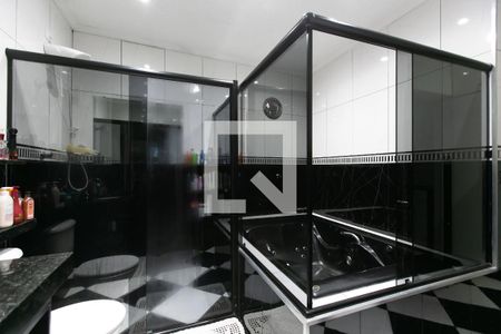 Casa à venda com 140m², 4 quartos e 1 vaga Casa à venda com 140m², 4 quartos e 1 vagaBanheiro / Suíte 1